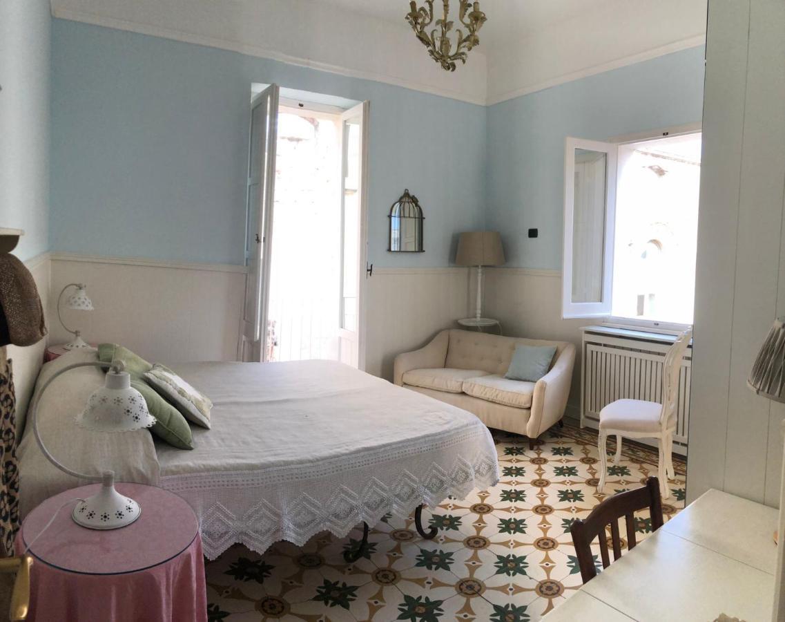 Piazzetta San Domenico Lejlighed Monopoli Eksteriør billede